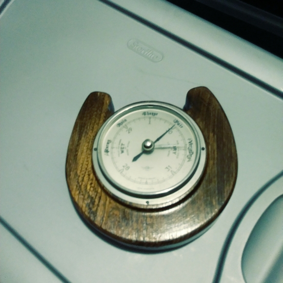 Antique Barometer Hand Made In England.🐋 - Picture 2 of 2